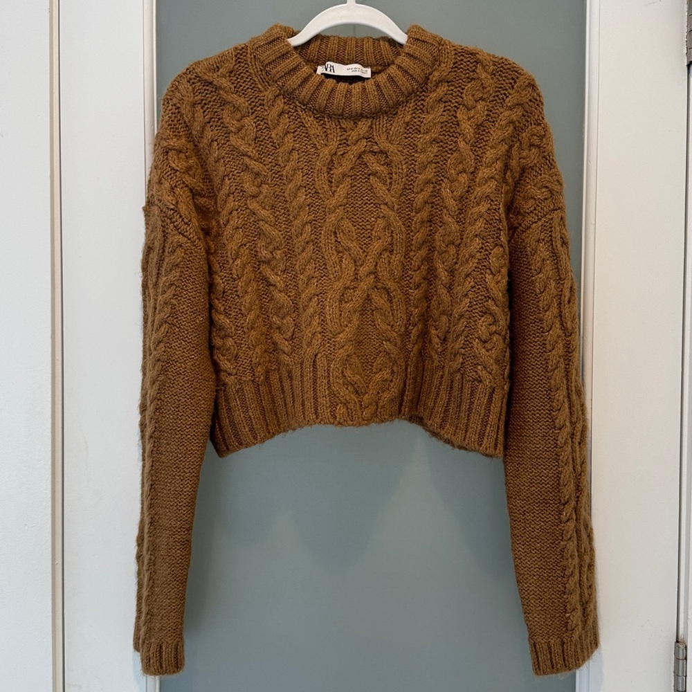 Zara Cropped Cable Knit Sweater - Brown
